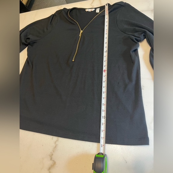 Black Zip-Up Long Sleeve Top - Picture 5 of 6